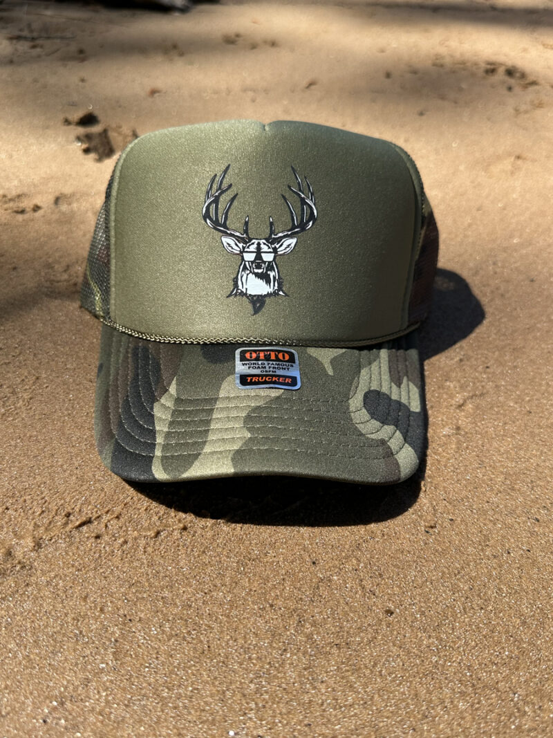 Dirty Foam Trucker Hat Dark Camo